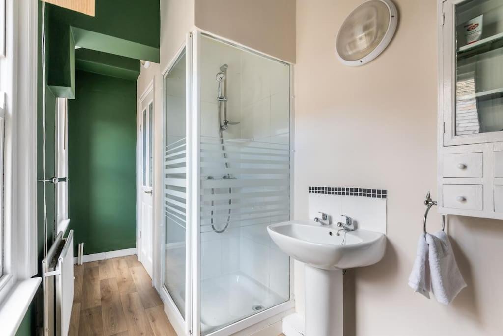 Stunning Skipton House By Yorksha Property Esterno foto